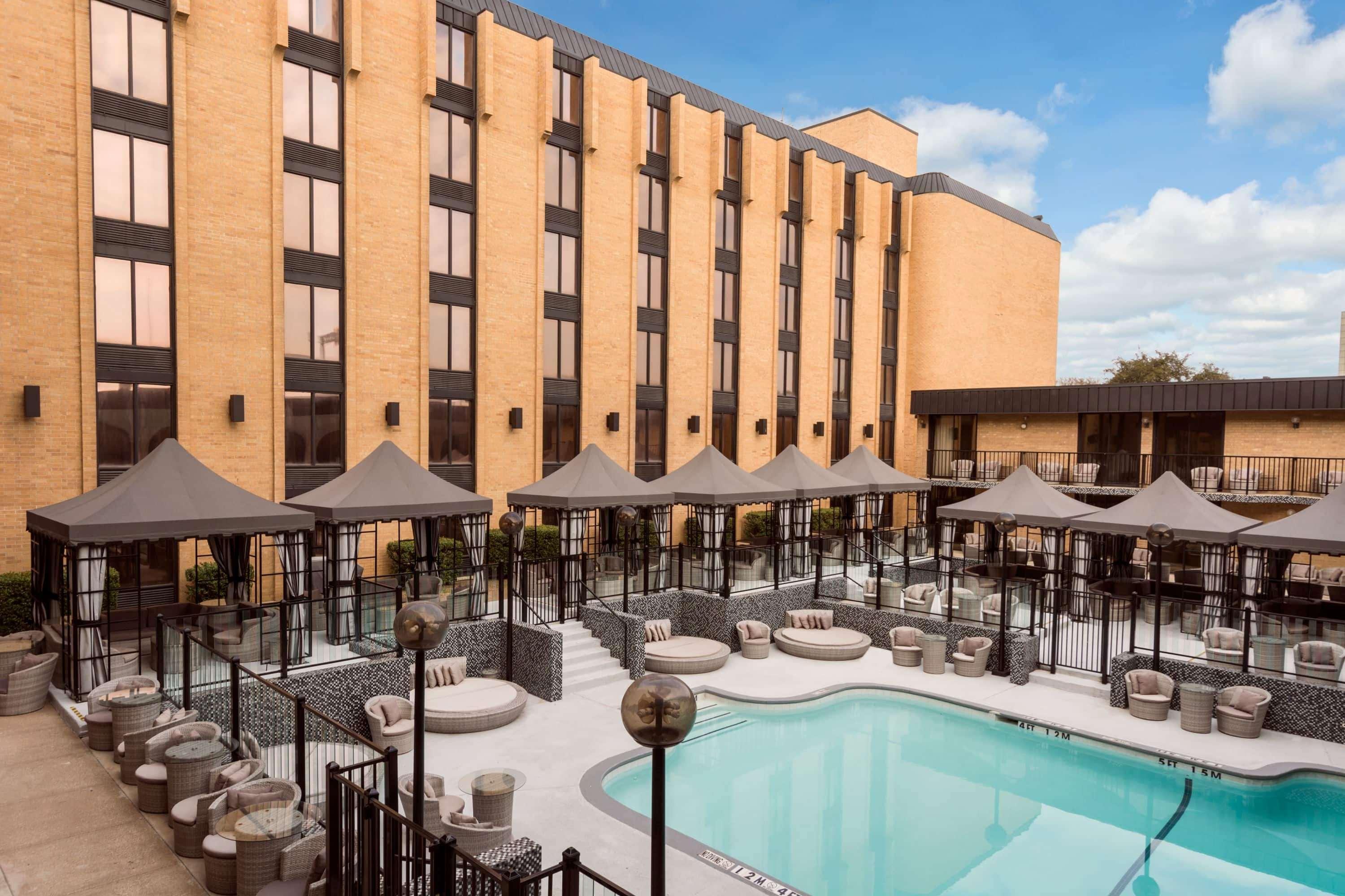 Wyndham Garden Dallas North Farmers Branch Exterior photo
